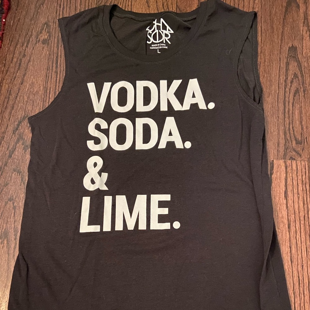 Like new. Chaser brand tank.